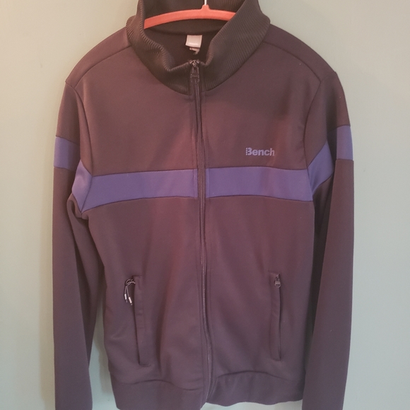 Bench Other - 3/20$Men's Bench zip up